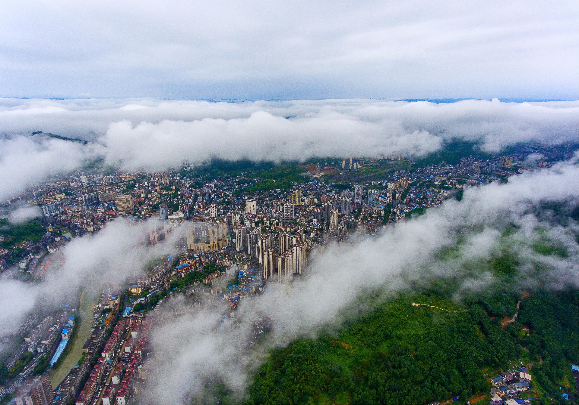 1703062593768288.jpg 07427203813343f4a7f73fe36734915e.jpg